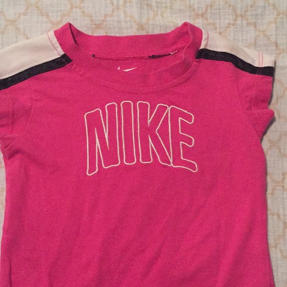 Nike short set - Picture 3 of 4